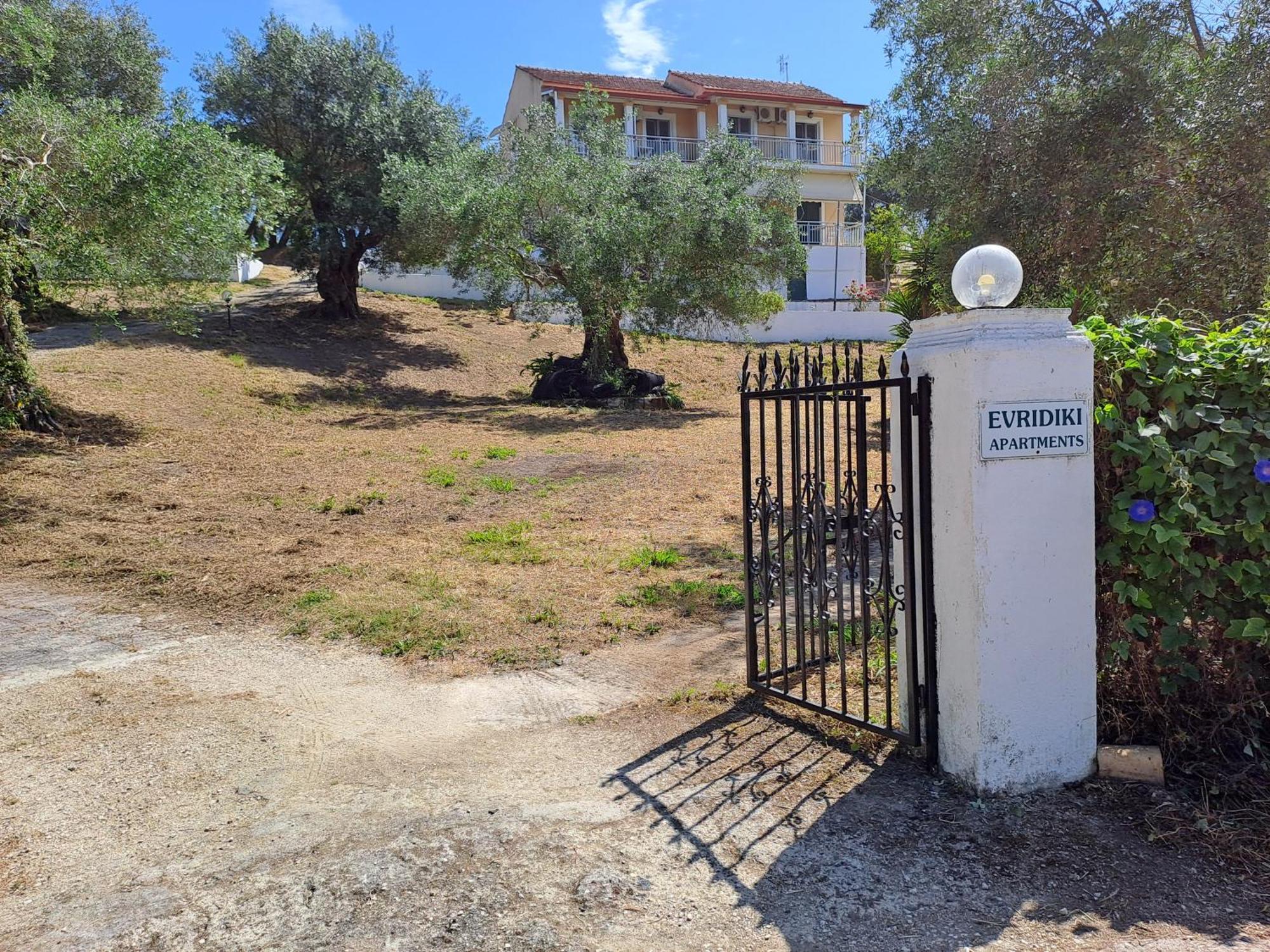 Evridiki Apartments Mesongí エクステリア 写真