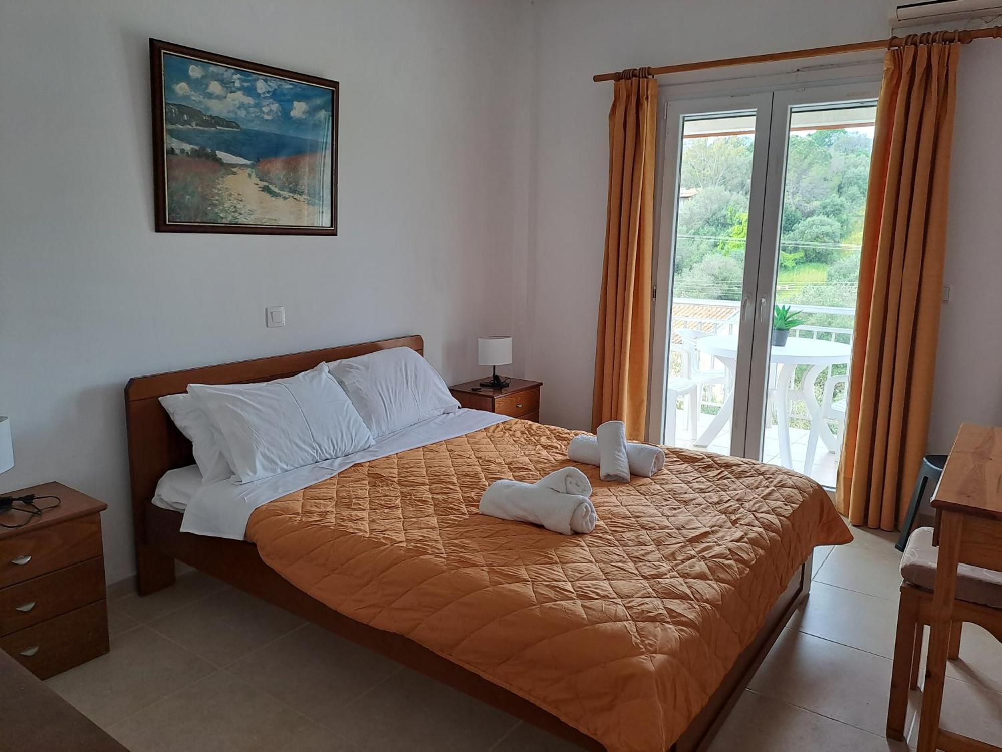 Evridiki Apartments Mesongí エクステリア 写真