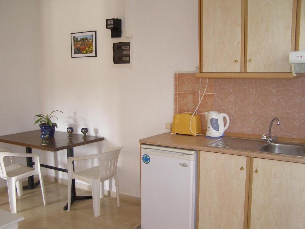 Evridiki Apartments Mesongí エクステリア 写真