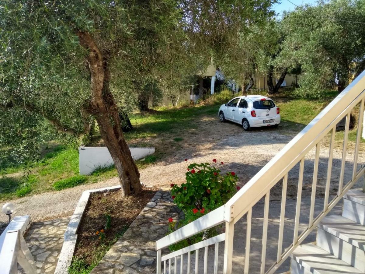Evridiki Apartments Mesongí エクステリア 写真